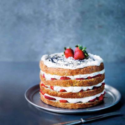 strawberry and poppy seed cakestrawberry surprisein season