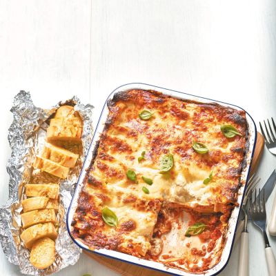 WEEKEND, ANGELA BOGGIANO, LET YOUR KIDS COOK DINNERclassic lasagne