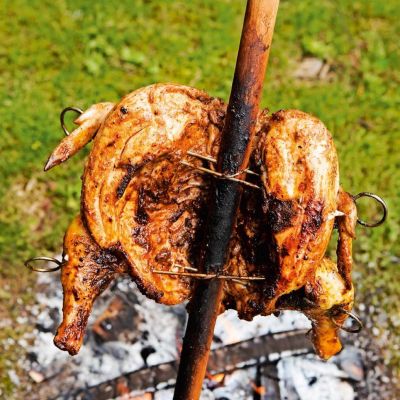 piscanec na razpelu