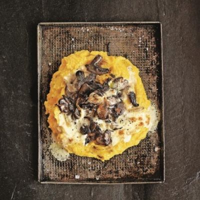 kremna-polenta-in-gobji-ragu_558x620_acf_cropped