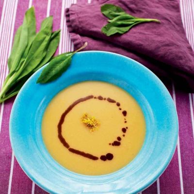 Kalbfleischbällchen mit Paradeiser-Estragon-Sauce