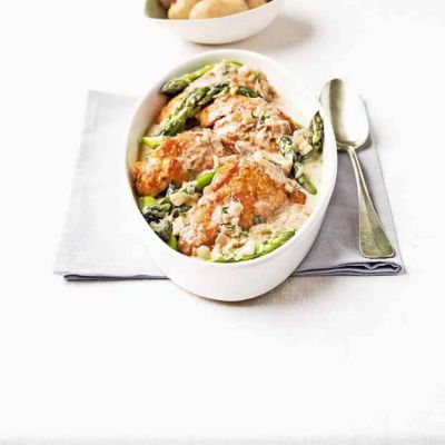 Flambiran piščanec s šparglji