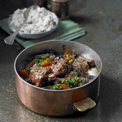 slow cooked rabbit stewin season