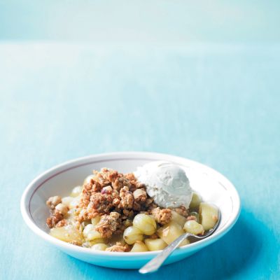 Ovseni drobljenec s kosmuljami