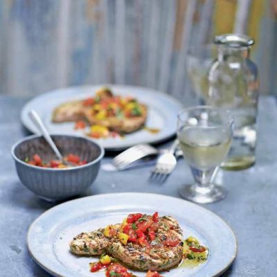 tuna with north african spices and roasted pepper saladFabulous FishWeekend