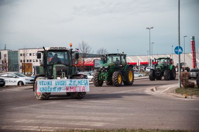 protest, kmeti, pomurje, kmetov, traktoristi, kmetje, kmetijstvo