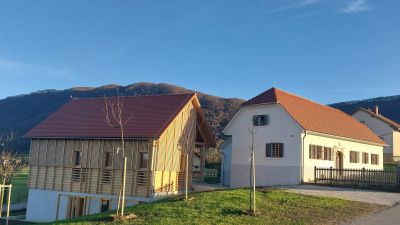 1734615186_bratuseva_domacija.jpg