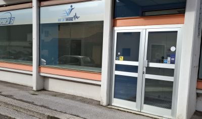 Borovo ex trgovina.jpg