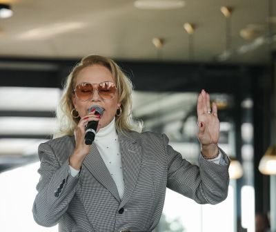 Lepa Brena 4