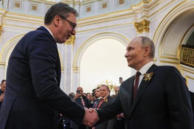vucic in putin.jpg