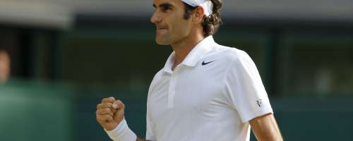 FOTO: Roger Federer se po veliki zmagi sprošča v Italiji