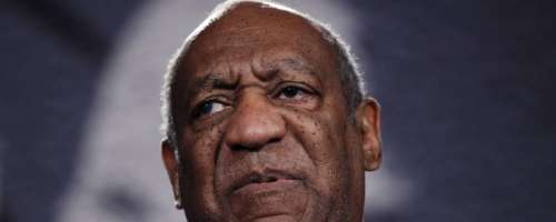 Cosby zaradi duševne motnje neobvladljivo napada ženske