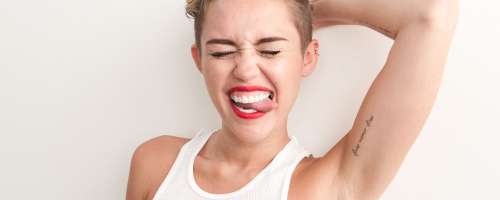 Miley Cyrus končno spregovorila!