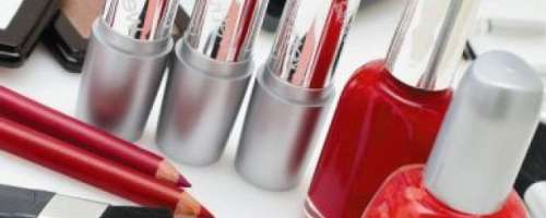 Ali vaša kozmetika škoduje vašemu zdravju?