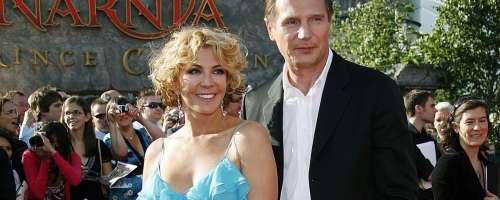 Igralec Liam Neeson po ženini smrti spoznal ...