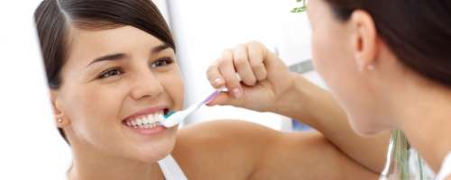 Si tudi vi napačno umivate zobe?