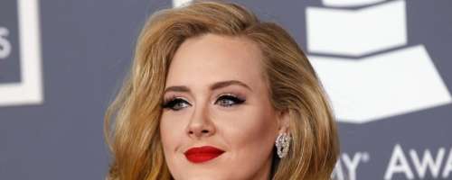 Je Adele lažniva goljufivka?