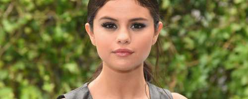 Šokantna novica: Selena Gomez je odpovedala turnejo