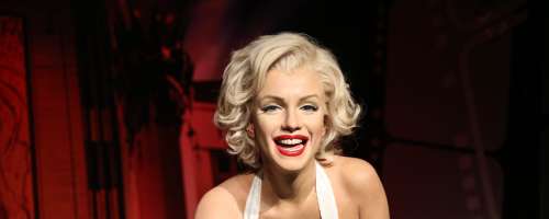 Svetu pokazal skrivne fotografije gole Marilyn Monroe