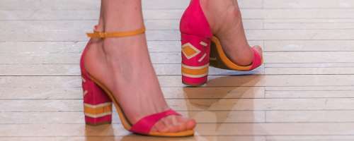 To so čevlji, ki postavljajo letošnje trende