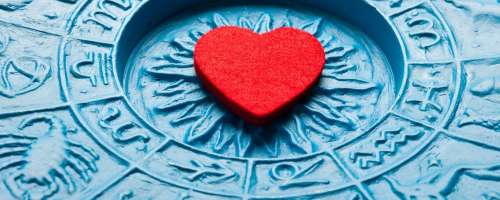 Dnevni horoskop: V ljubezni bo več romantike in nežnosti