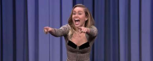 Spopad Gal Gadot in Miley Cyrus