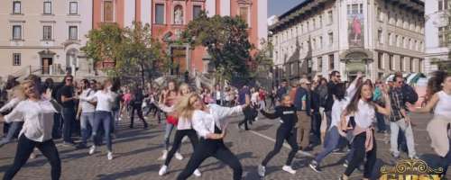 VIDEO: Ob vročih ritmih vabijo na noge dvignili Ljubljano
