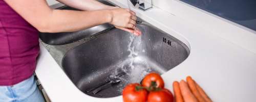 Ključna napaka - si v kuhinji vedno umijete roke?