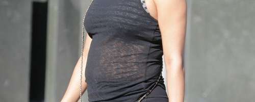 Slavna igralka pokazala svoj nosečniški trebušček