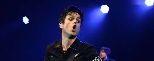 Green Day z novo skladbo in napovedjo turneje za prihodnje leto