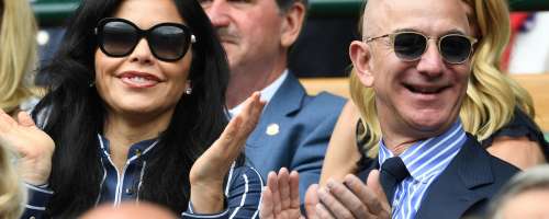 Jeff Bezos z novo ljubeznijo na Wimbledonu