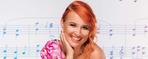 Slovenska pevka objavila prelep nosečniške fotografije