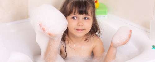 Raziskava: Kako varne so otroške kopeli?