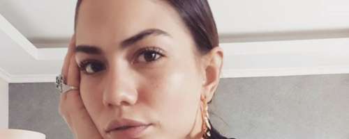 Turška zvezdnica razkrila, kako skrbi za svojo kožo