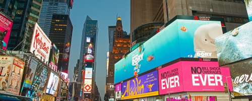 Newyorški Broadway ostaja v temi