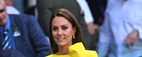 Kate Middleton blestela v obleki srbske oblikovalke
