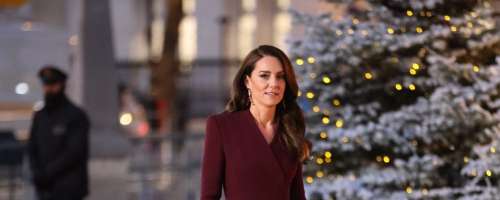 Kate Middleton po diagnozi prvič zapustila grad Windsor