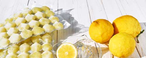 Naredite limonine kocke za osvežitev poletnih pijač