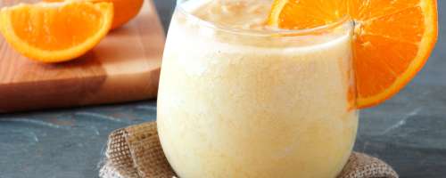 Jogurtov pomarančni smuti
