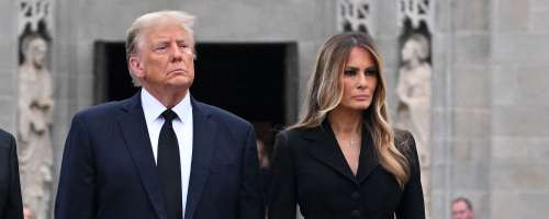 Razburjenje prek luže: Melania in Donald Trump na različnih bregovih?