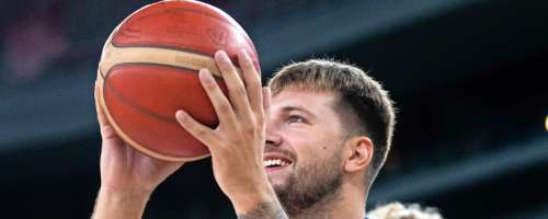 Luka Dončić prejel priznanje za najboljšega igralca lige NBA