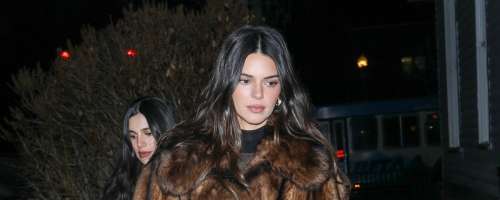 Božična pravljica - Kendall Jenner pokazala svoj okrašen dom