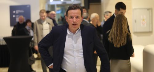 1739643322-172a2716-1739643273642