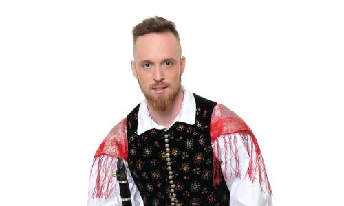 V hudi prometni nesreči pod Krvavcem umrl slovenski glasbenik