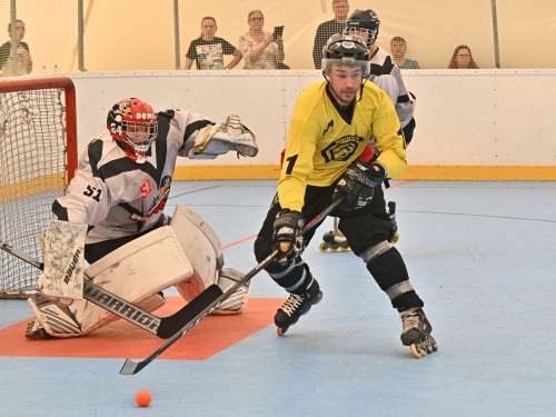 (FOTO) Inline hokej: Horobek Fčele z dvema zmagama začele sezono