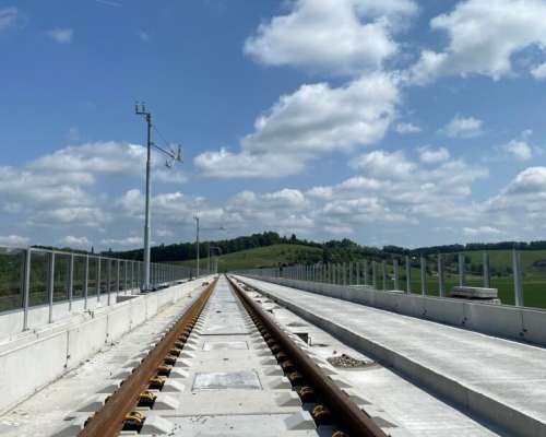 Investicijska dela in nadomestni prevozi namesto nekaterih vlakov na progah Ljubljana-Litija in Maribor-Špilje/Gradec