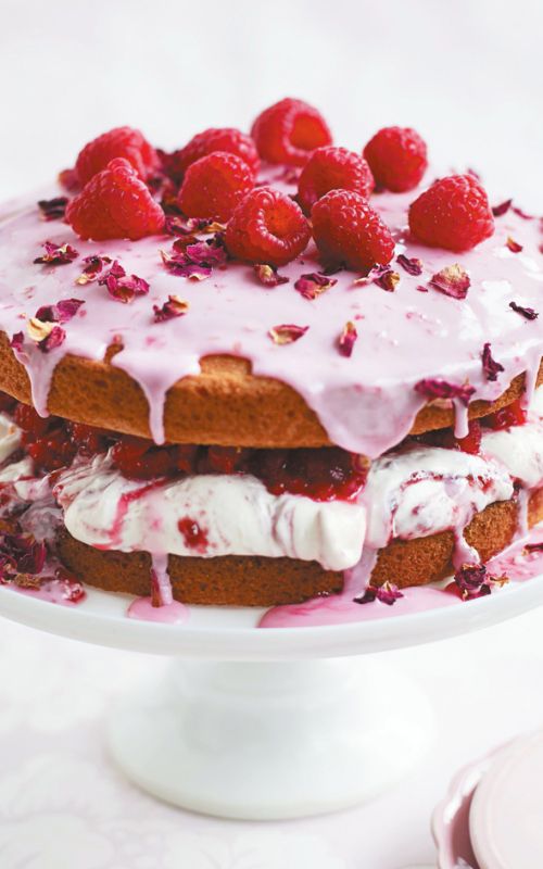 Malinova torta z rožno vodo