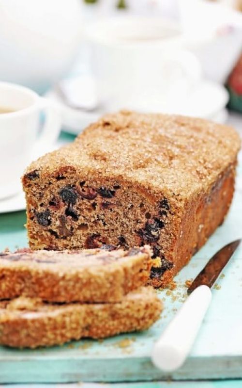 kolac-s-suhim-sadjem