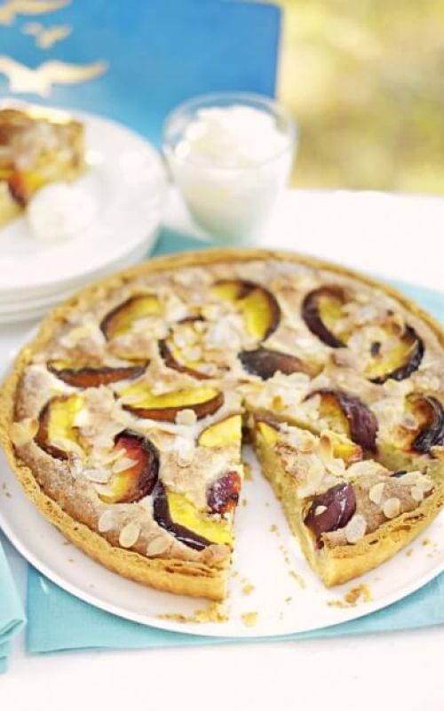 Breskova pita z mandlji