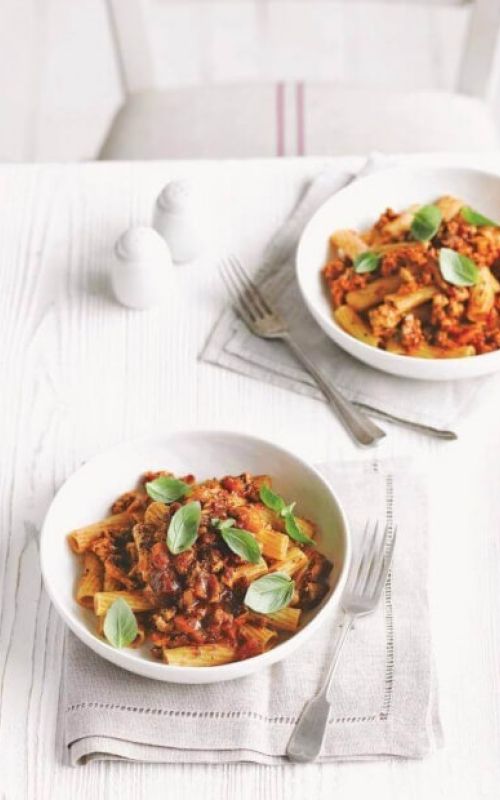 testenine-s-puranjo-bolonjsko-omako_558x620_acf_cropped